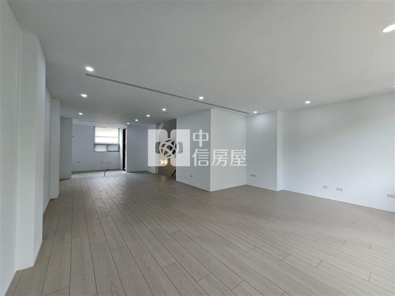 正11期龍寶仁美旁住二雙車全新電梯別墅房屋室內格局與周邊環境
