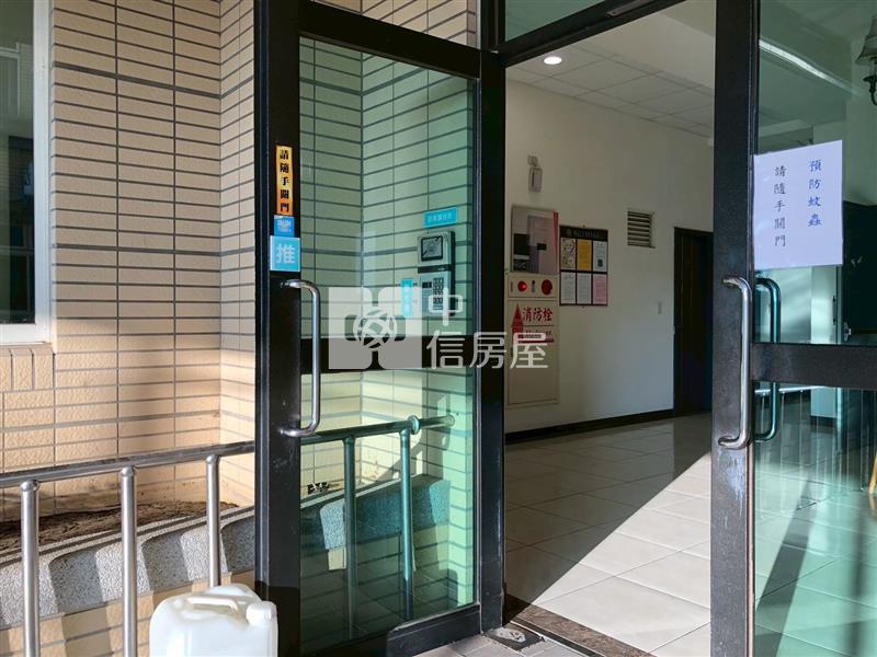 開南大學旁/湖景電梯收租三套房房屋室內格局與周邊環境
