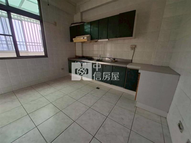 明興路朝南四房透天厝房屋室內格局與周邊環境