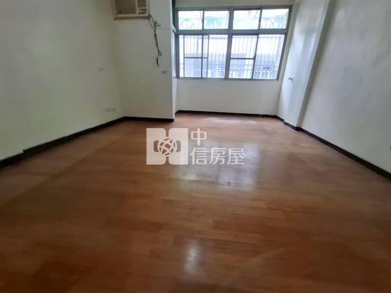 明興路朝南四房透天厝房屋室內格局與周邊環境