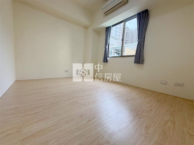 14期旁旅順路美三房附車位房屋室內格局與周邊環境