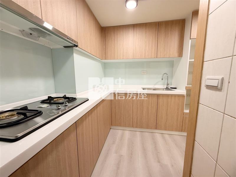 14期旁旅順路美三房附車位房屋室內格局與周邊環境