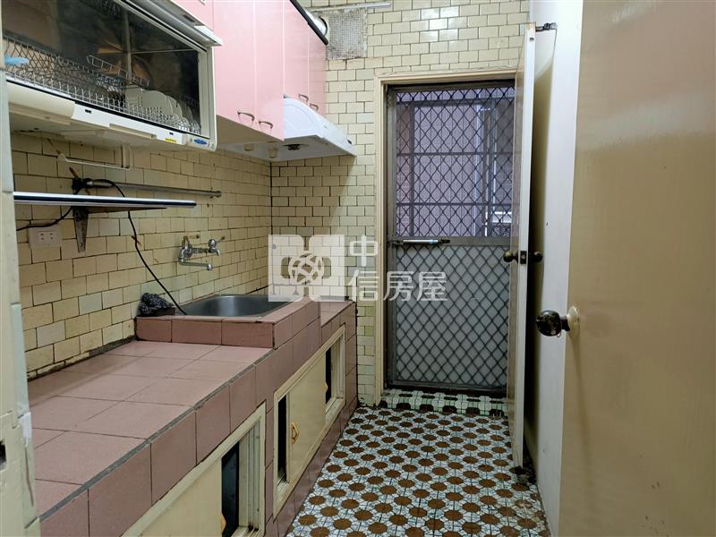 內壢前站低樓層公寓房屋室內格局與周邊環境