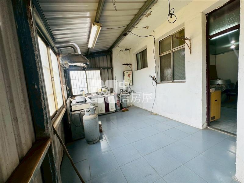 松柏林低樓層3房公寓房屋室內格局與周邊環境