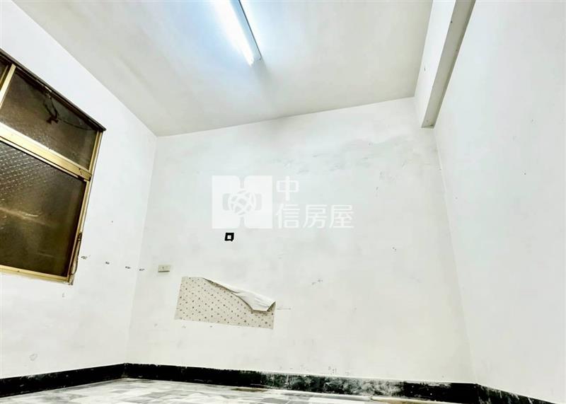 集福街大面寬透天房屋室內格局與周邊環境