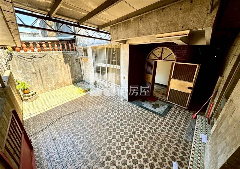 集福街大面寬透天房屋室內格局與周邊環境