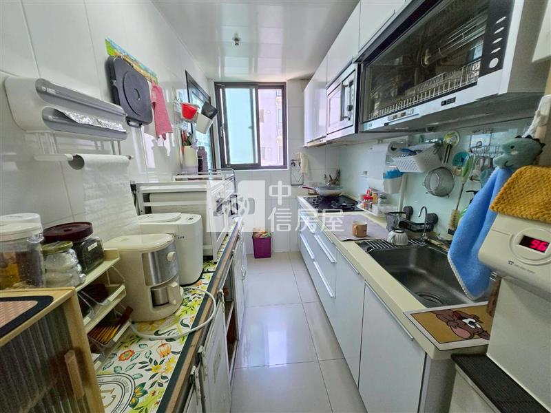 高鐵景觀3房雙連號平車房屋室內格局與周邊環境