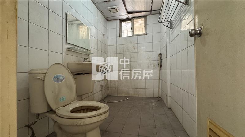 屏東房屋《潮州面寬車墅透天》房屋室內格局與周邊環境