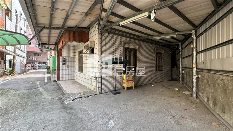 屏東房屋《潮州面寬車墅透天》房屋室內格局與周邊環境