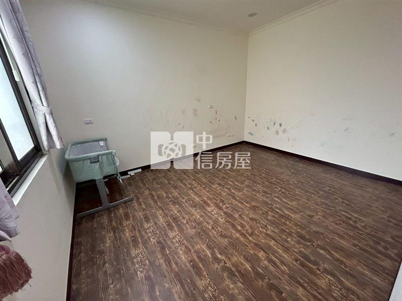 中壢工業區大地坪大面寬電梯透天(中信卓越團隊)房屋室內格局與周邊環境