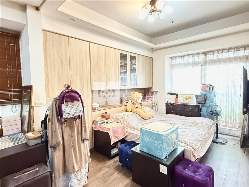 G5捷運站文心威秀視野3+1房美廈房屋室內格局與周邊環境