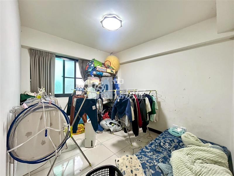 專✨大悅清華．前院停車美墅 (有大後院)✨近新屋市區六六房屋室內格局與周邊環境