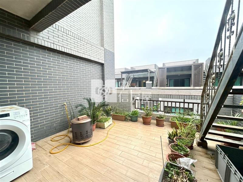 專✨大悅清華．前院停車美墅 (有大後院)✨近新屋市區六六房屋室內格局與周邊環境