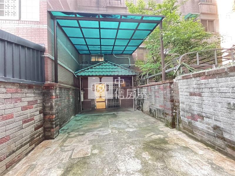 桃園-富及帝雙車位別墅房屋室內格局與周邊環境