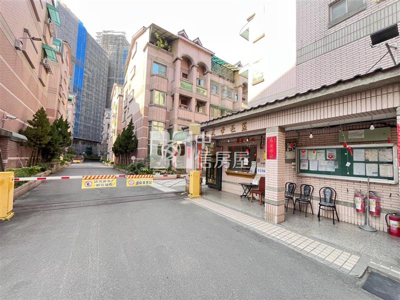 桃園-富及帝雙車位別墅房屋室內格局與周邊環境