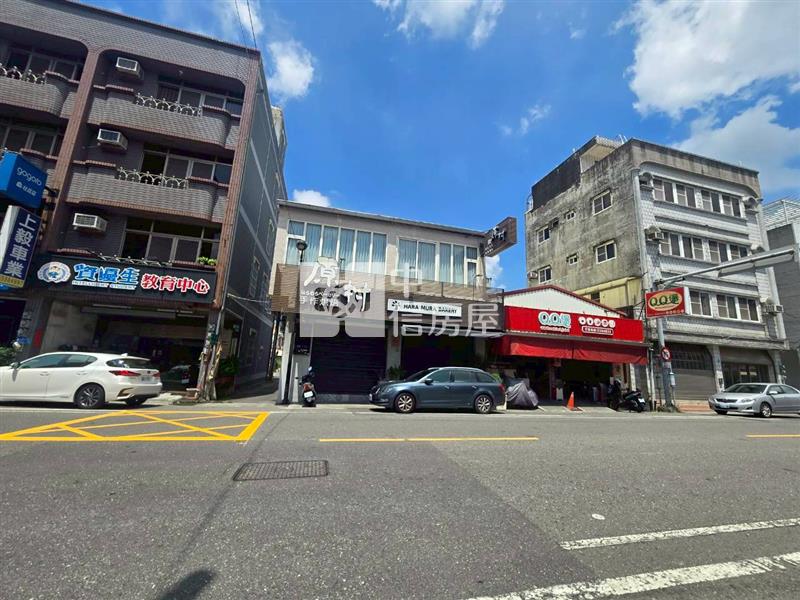 新化臨中正路商業+住宅建地房屋室內格局與周邊環境