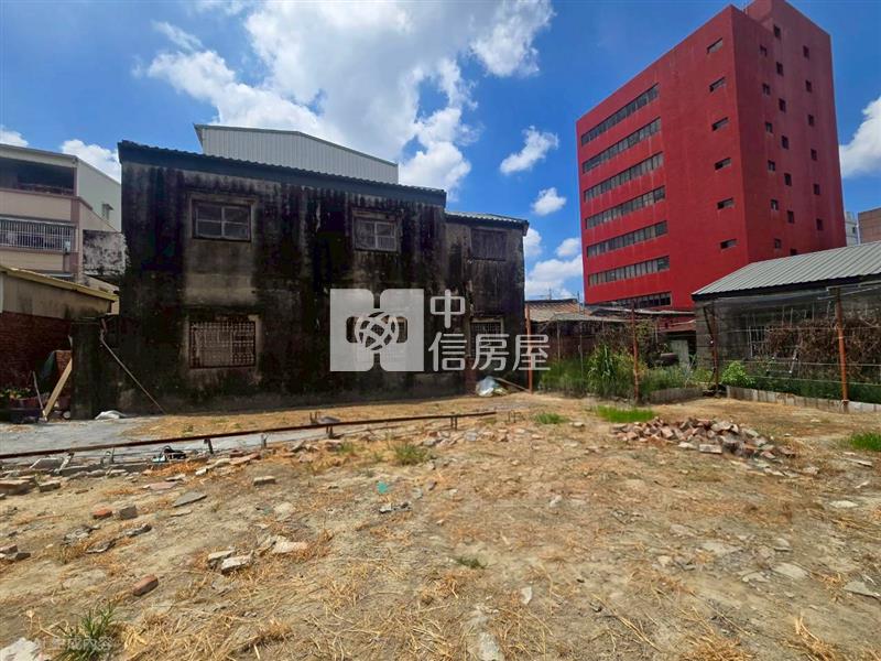 新化臨中正路商業+住宅建地房屋室內格局與周邊環境