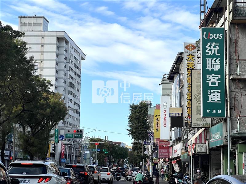 水湳經貿正中清路三角窗店霸房屋室內格局與周邊環境