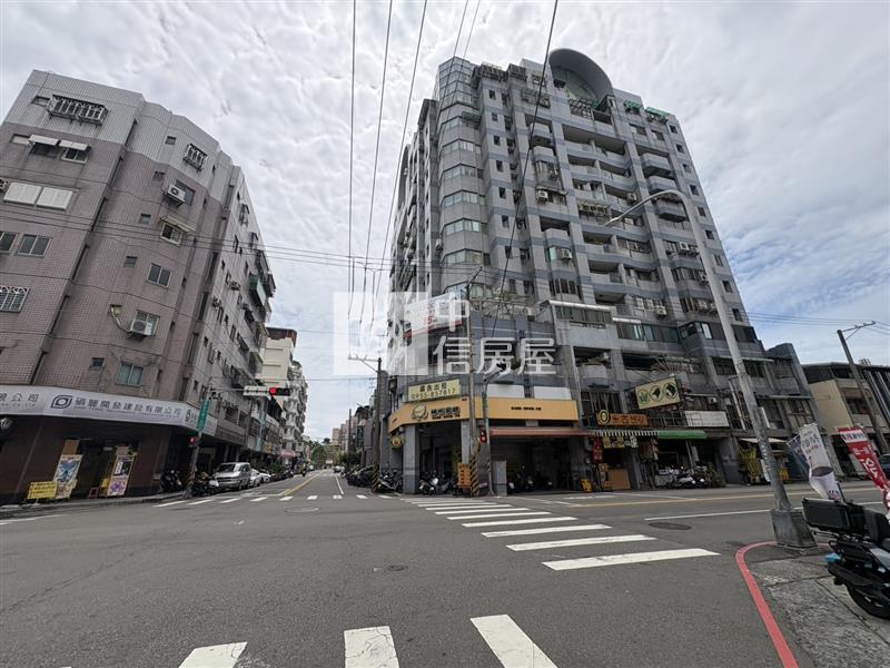 俊國曉樓三房平車房屋室內格局與周邊環境