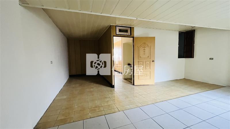 鑫聖中信-龍潭大池美透天房屋室內格局與周邊環境
