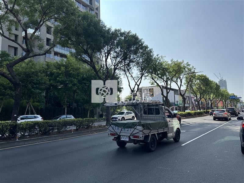 水湳陳平收租店套房屋室內格局與周邊環境