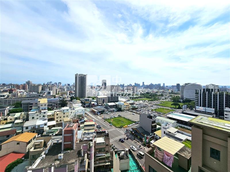 經貿之星視野三房平車房屋室內格局與周邊環境