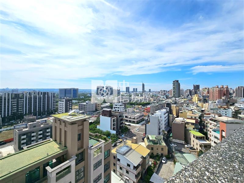 經貿之星視野三房平車房屋室內格局與周邊環境