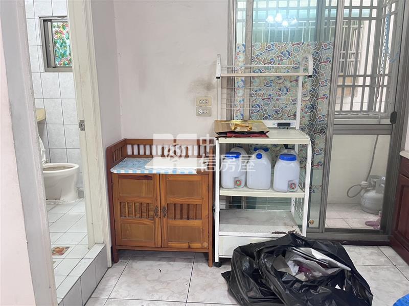 大港國小雙車墅房屋室內格局與周邊環境