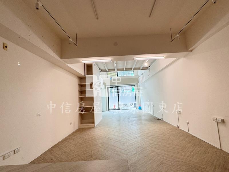 尊爵樓店房屋室內格局與周邊環境