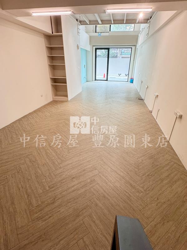 尊爵樓店房屋室內格局與周邊環境