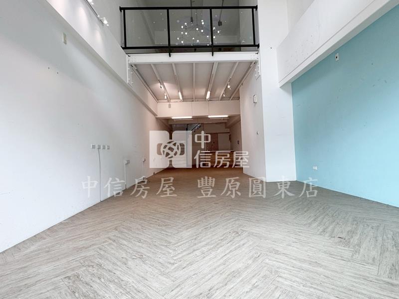 尊爵樓店房屋室內格局與周邊環境