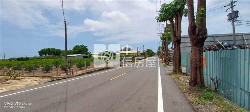 大崗山地平坦芭樂農地房屋室內格局與周邊環境