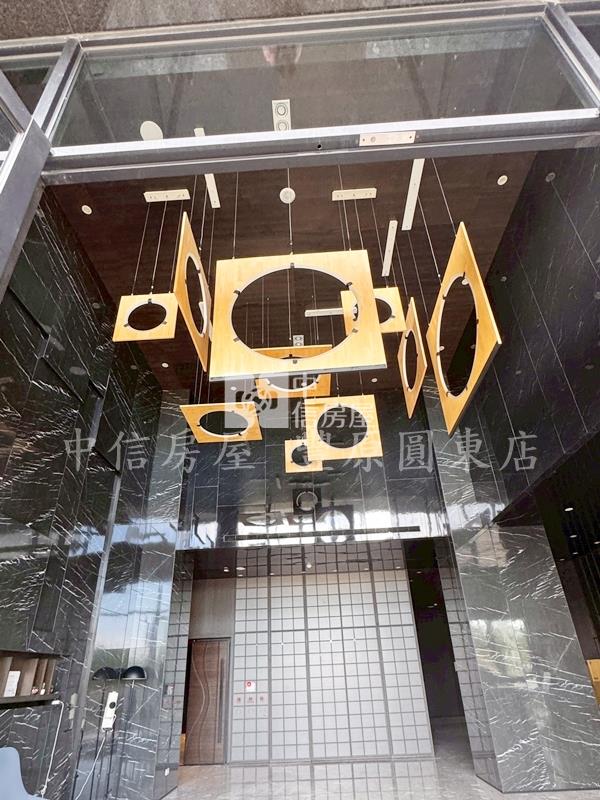 高雄1+1房華廈房屋室內格局與周邊環境