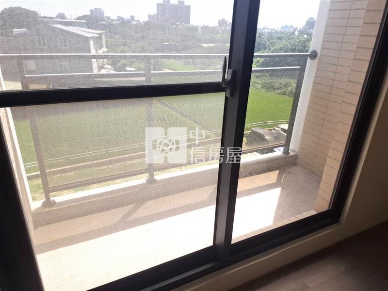 石川硯|全新未住2房車(建商保留戶)房屋室內格局與周邊環境