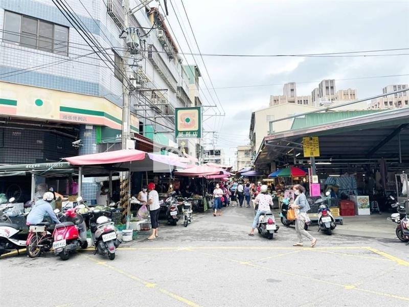 頭家國小7米面寬大地坪透天（專任）房屋室內格局與周邊環境