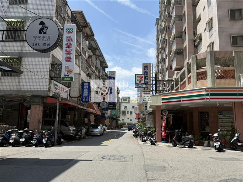 頭家國小7米面寬大地坪透天（專任）房屋室內格局與周邊環境