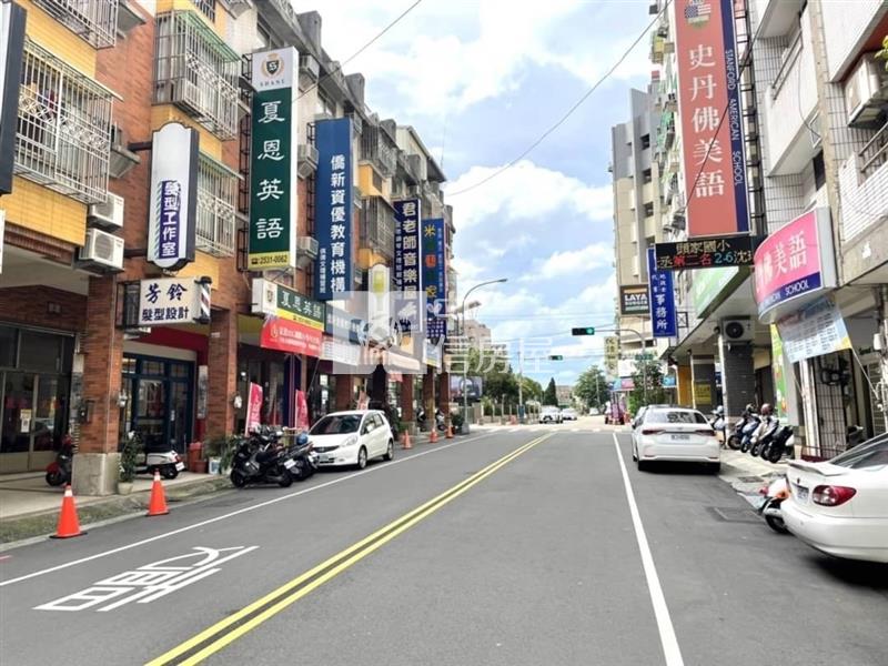 頭家國小7米面寬大地坪透天（專任）房屋室內格局與周邊環境