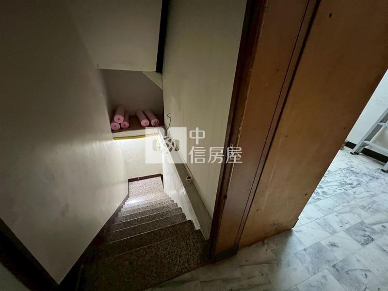 省桃正龍壽街收租透天店面(中信卓越團隊)房屋室內格局與周邊環境