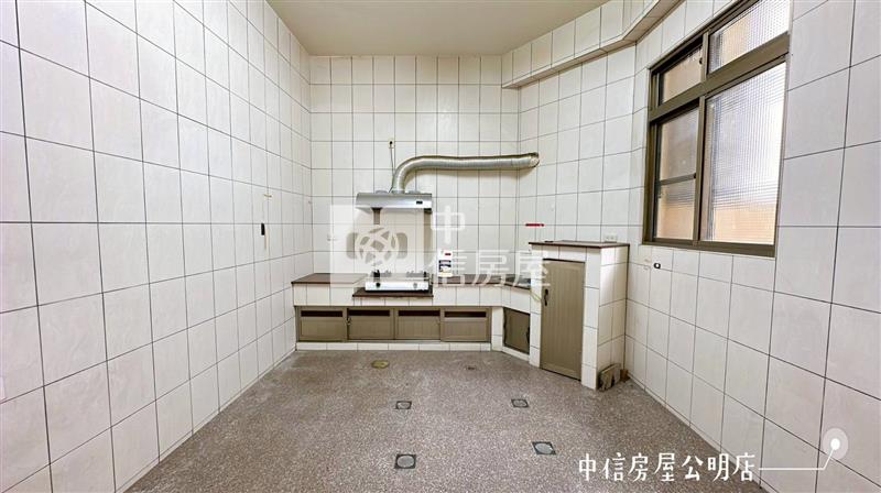 大義路金店面房屋室內格局與周邊環境