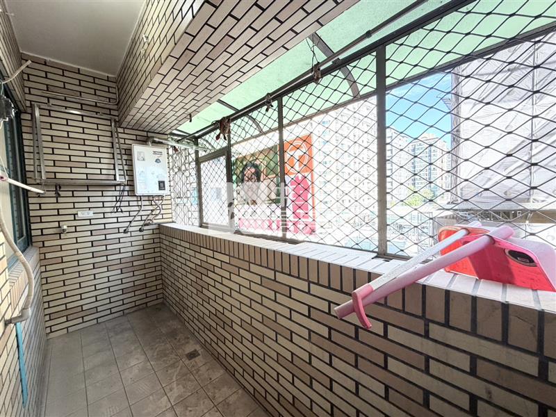 寳佳名門4房車房屋室內格局與周邊環境