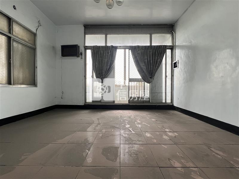 屏東房屋《麟洛郵局金店面》房屋室內格局與周邊環境