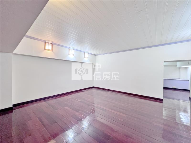 近好市多開心一百社區美樓店房屋室內格局與周邊環境