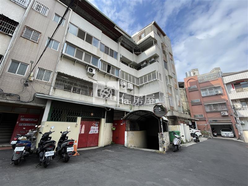 崇倫街4套房房屋室內格局與周邊環境