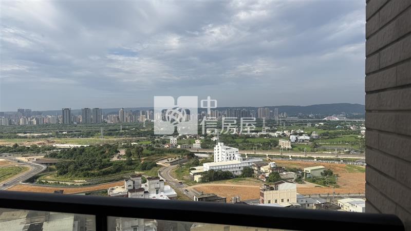 高樓層採光景觀美宅房屋室內格局與周邊環境