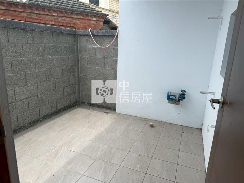 後壁新嘉國小旁全新車墅VIII房屋室內格局與周邊環境