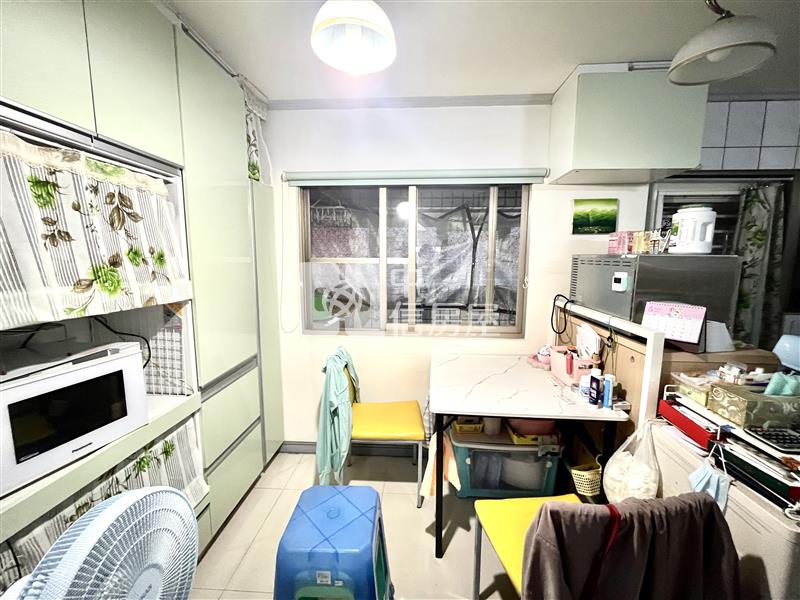 一點利旁文心百利樓中樓｜雙主臥｜雙車位房屋室內格局與周邊環境