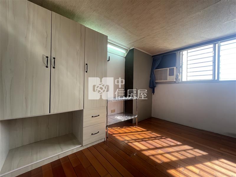 文化中心採光景觀套房房屋室內格局與周邊環境