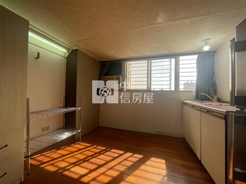 文化中心採光景觀套房房屋室內格局與周邊環境