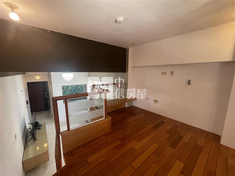文化中心採光景觀套房房屋室內格局與周邊環境