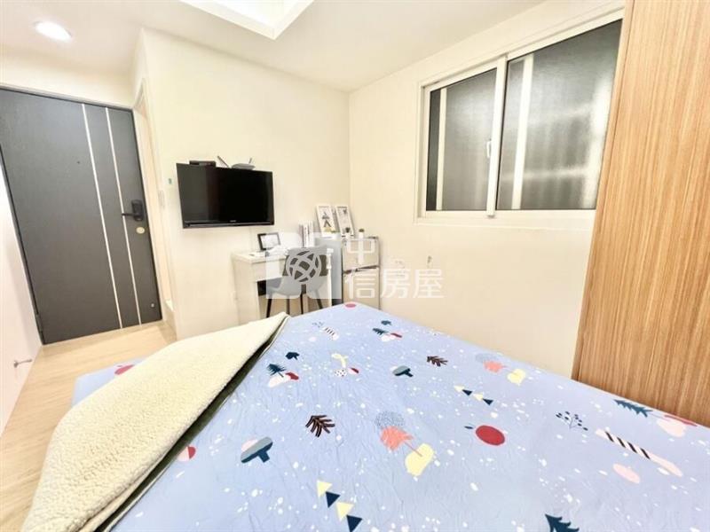 篤行路4套房房屋室內格局與周邊環境